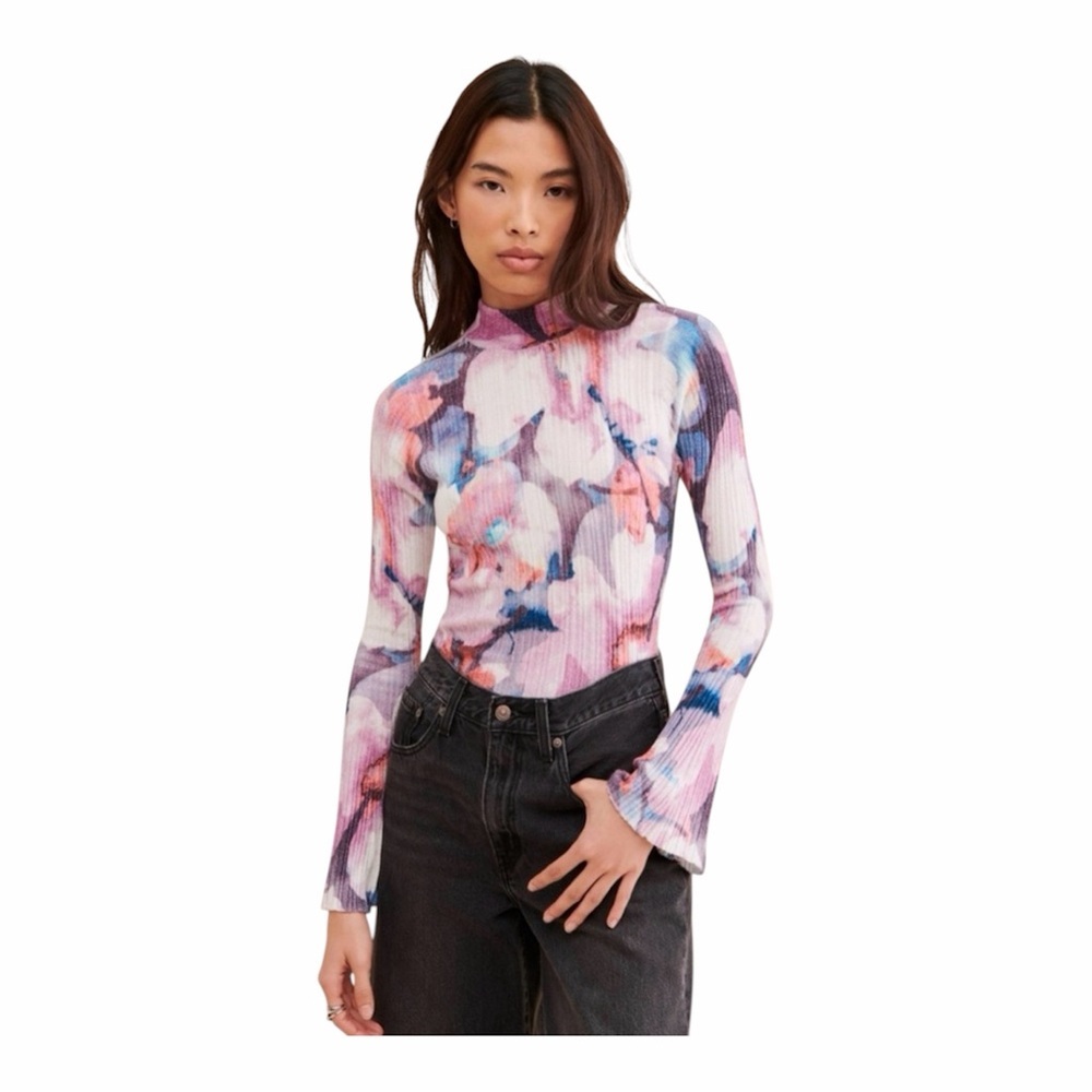 Women’s Anthropologie Pilcro Velvet Turtleneck in Purple Pattern Floral Orchid